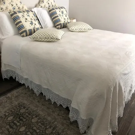 Le Cavour בית הארחה 3*